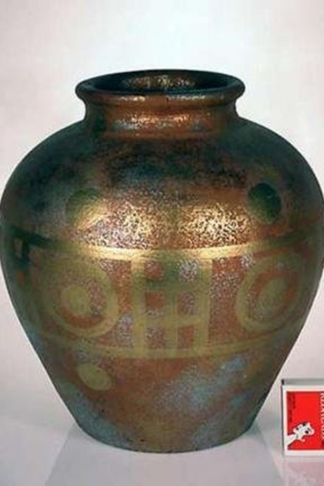 MISC MISCS CERAMIC CERAMICS MEDIUM MEDIA VASE VASES PATTERN PATTERNS 26X25CM 26X25CMS ROUND ROUNDS SHAPES SHAPE MED MEDS D