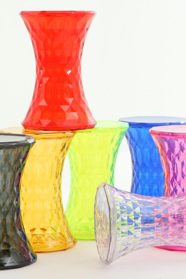 EVENT EVENTS PARTY PARTIES PARTIE WEDDING WEDDINGS RECEPTION RECEPTIONS FURNITURE FURNITURES FUNCTION FUNCTIONS SEAT SEATS STOOL STOOLS BAR BARS POLYCARBONATE POLYCARBONATES LOUIS LOUI GHOST GHOSTS PLASTIC PLASTICS CLEAR CLEARS BRIDE BRIDES BRIDAL BRIDALS CHAIR CHAIRS